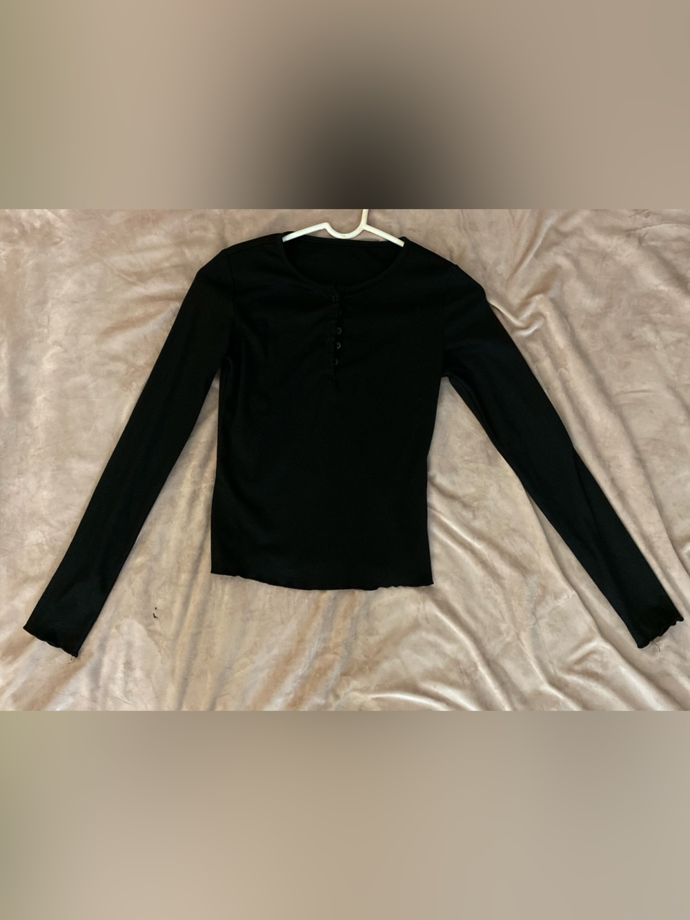 Women's Black Long-Sleeve Henley Top